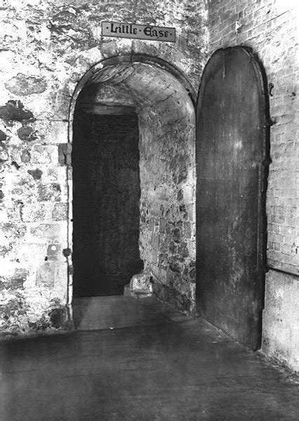 tower of london little ease